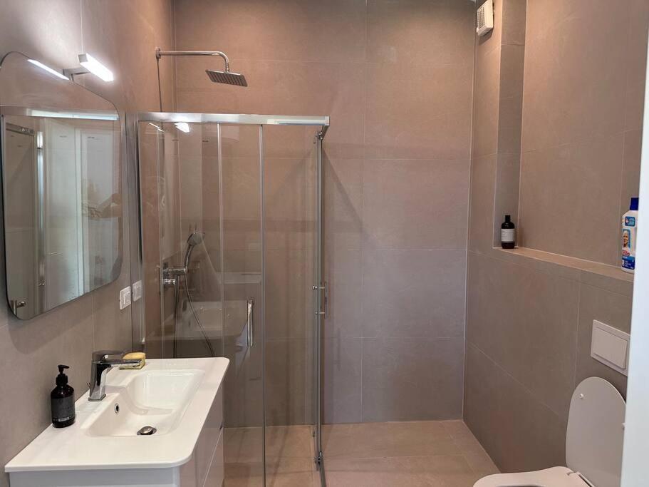 Lalzi Bay 3 Bed With Heated Pool